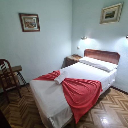 Hostal Sardinero Madryt Zewnętrze zdjęcie