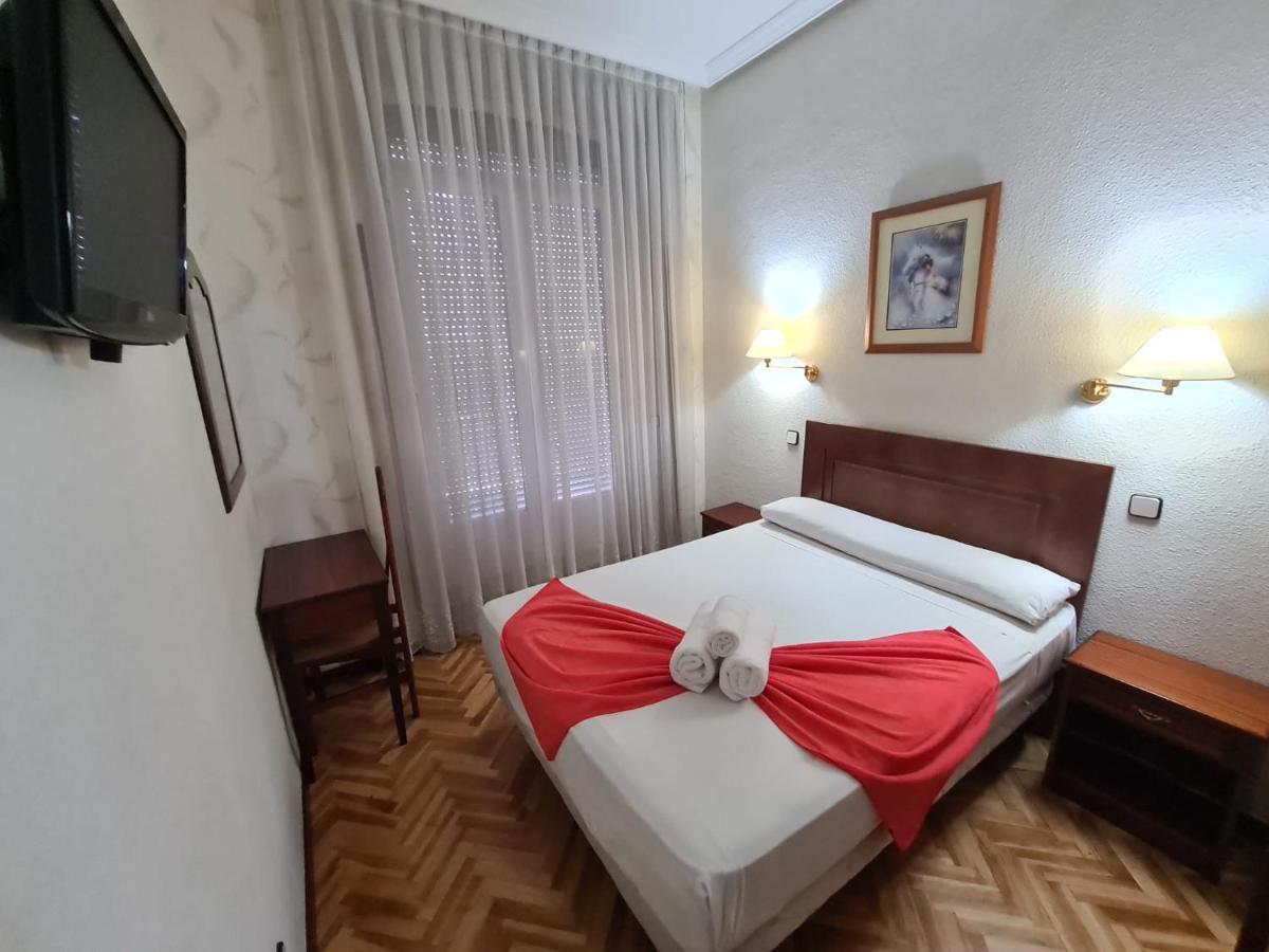 Hostal Sardinero Madryt Zewnętrze zdjęcie