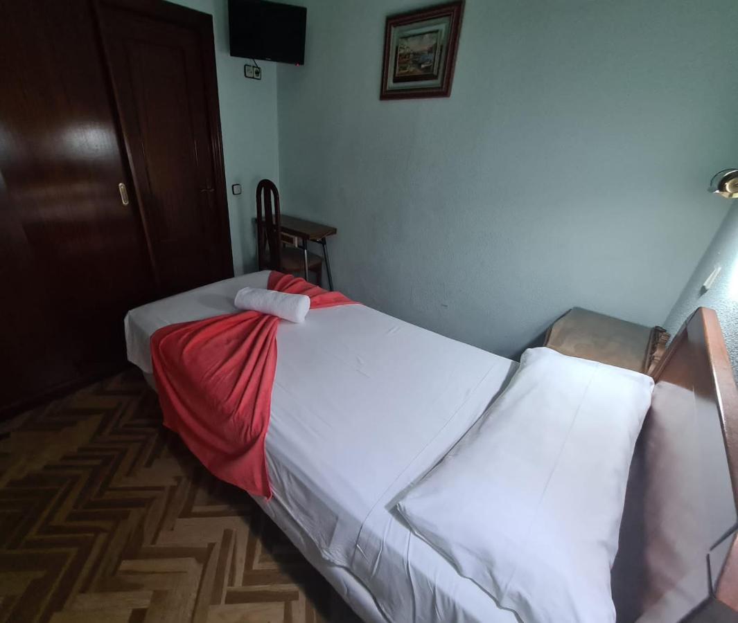 Hostal Sardinero Madryt Zewnętrze zdjęcie